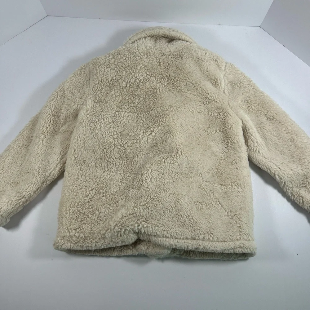 URBAN REPUBLIC Jacket Girls Size 7/8 Off White‎ Faux Fur Fuzzy Cozy Warm